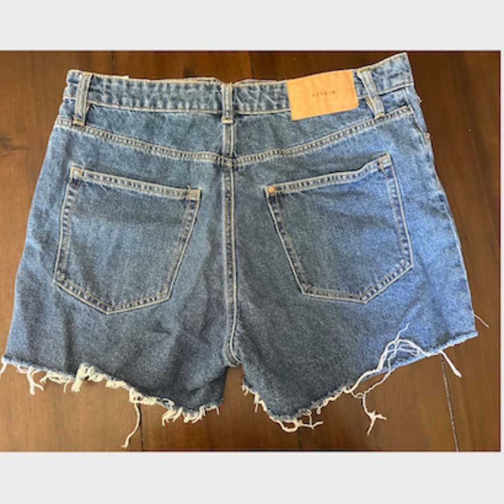 H&M Dark Wash Vintage Shorts